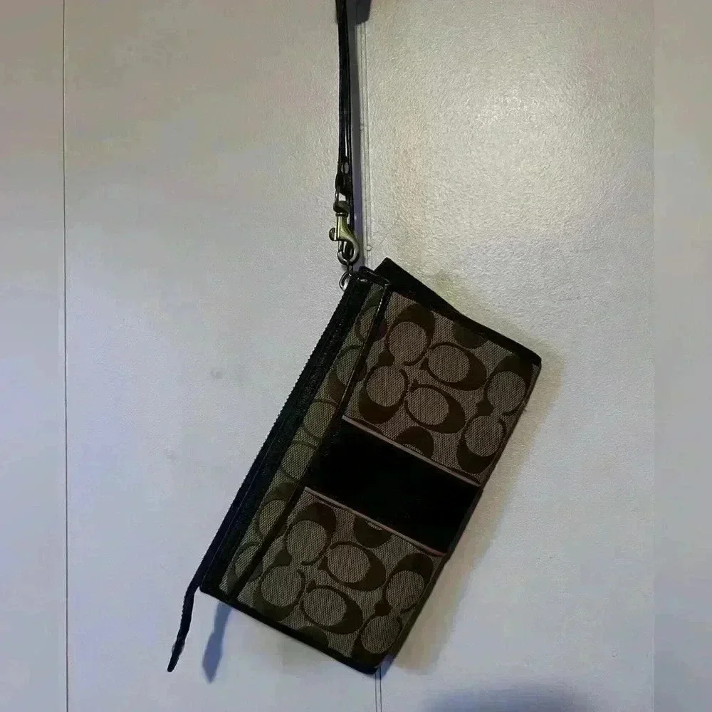 Coach Signature Zippy Wristlet Large Canvas Wallet Clutch Brown/Beige Lizard